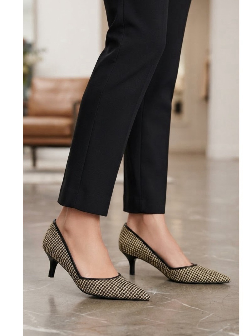 Tahari Ta Nell Pointed-Toe Wedge Pumps | Women’s 9.5M